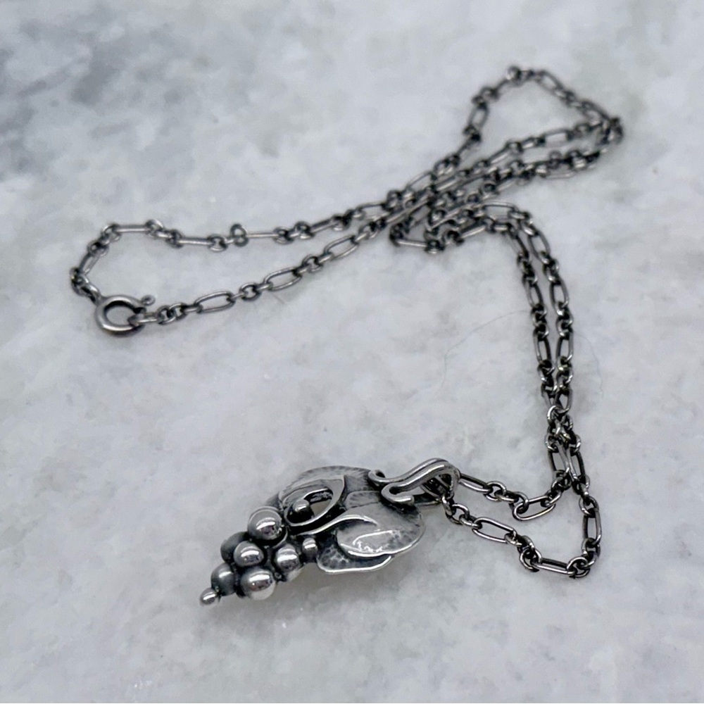 GEORG JENSEN Vintage Rare Collectors 1996 Heritage 925 SS Grape Necklace - Picture 8 of 16